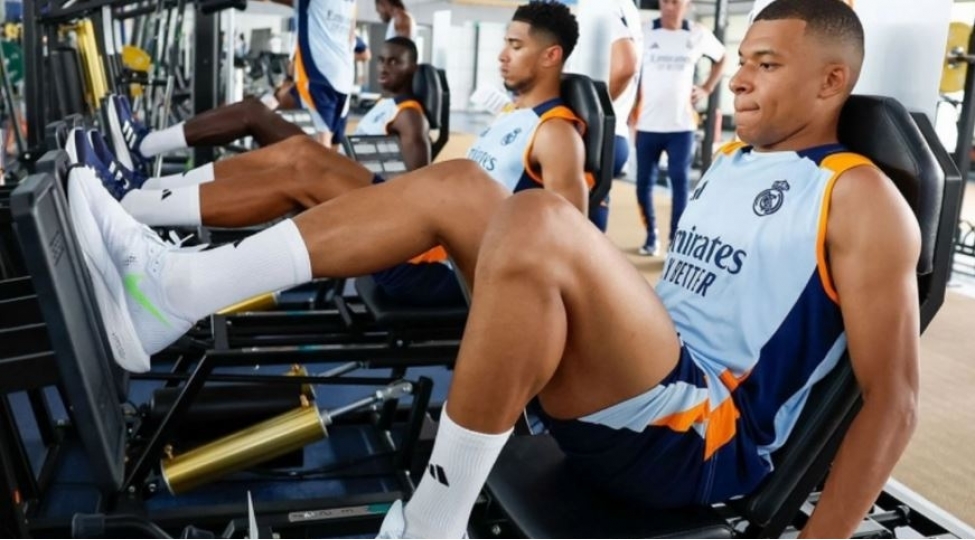 mbappe-senedli-film-chekir