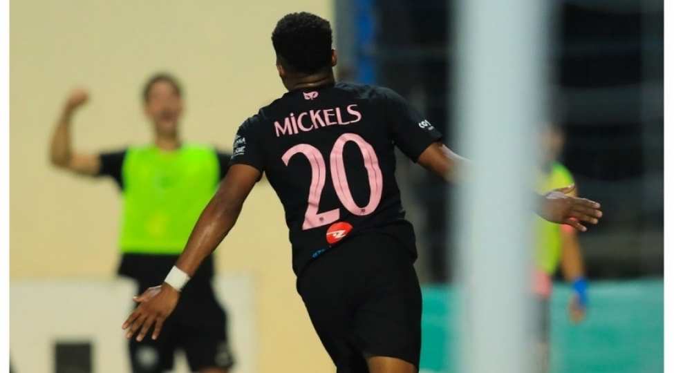 almaniyali-futbolchu-azerbaycan-chempionatlarinda-30-cu-qolunu-vurub