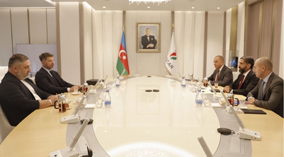 rovshen-necef-gurcustan-futbol-federasiyasinin-prezidenti-ile-gorushub-foto