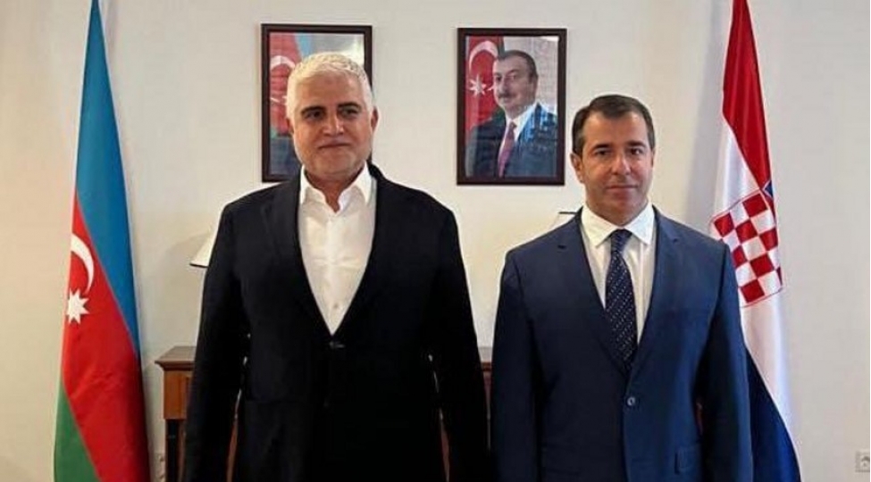 tahir-gozel-anar-imanovla-gorushub