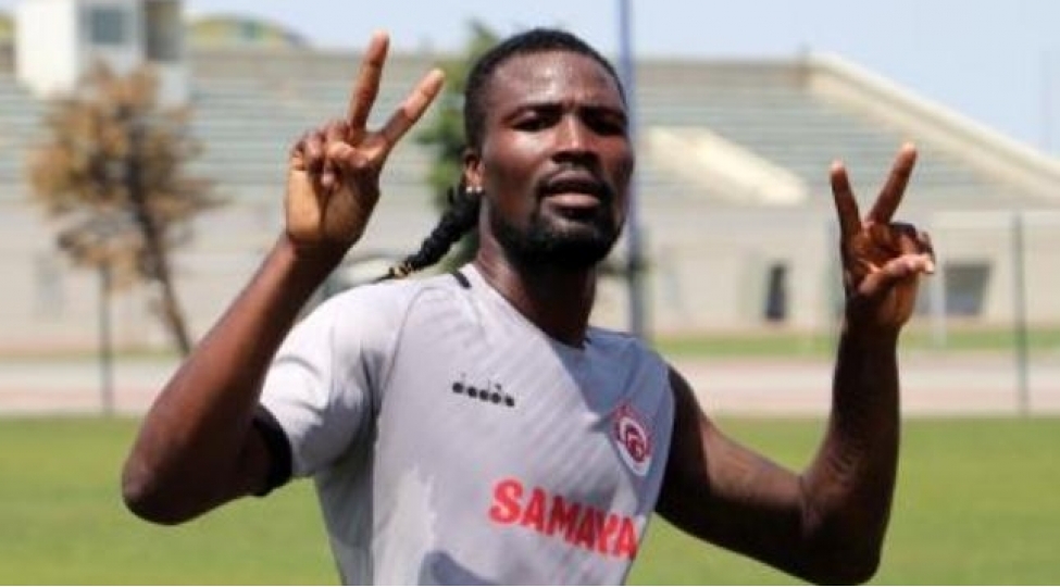 azerbaycandan-ayrildi-hindistan-klubuna-kechdi