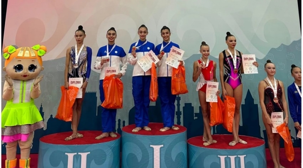 azerbaycan-gimnastlari-qazaxistanda-uch-medal-qazaniblar