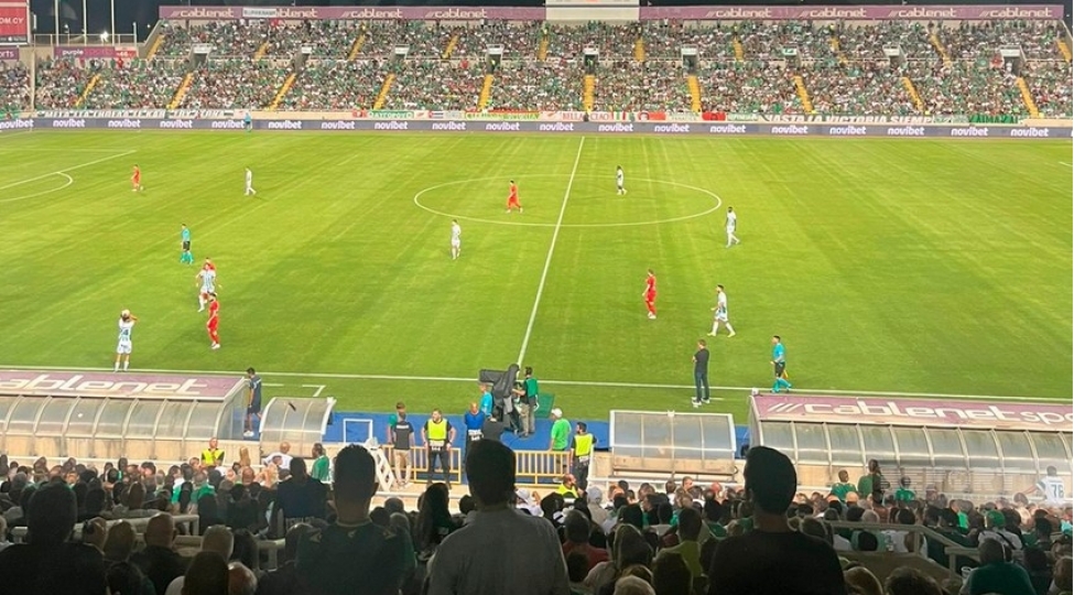 zire-qapisinda-5-ci-qolu-gorub-uefa-konfrans-liqasi