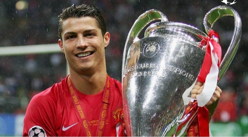 uefa-ronaldonu-mukafatlandirdi