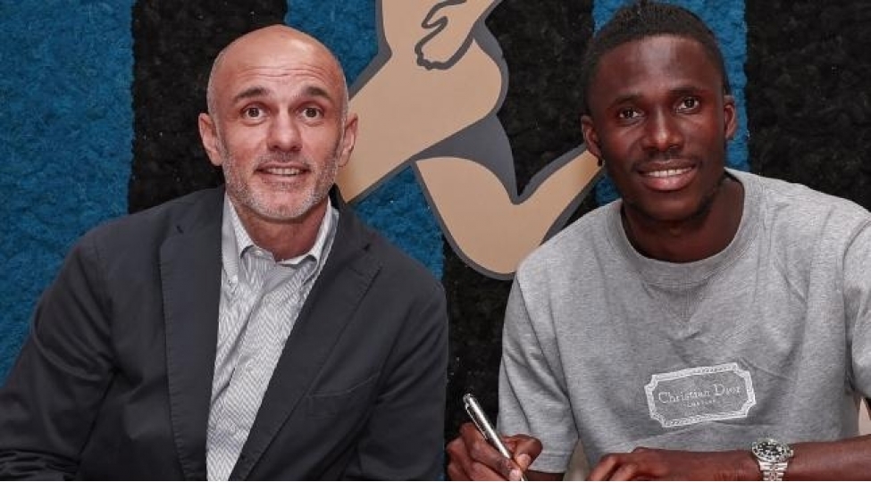 bayer-futbolchusunu-icareye-verdi