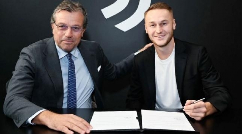 yuventus-513-milyon-avroya-futbolchu-aldi