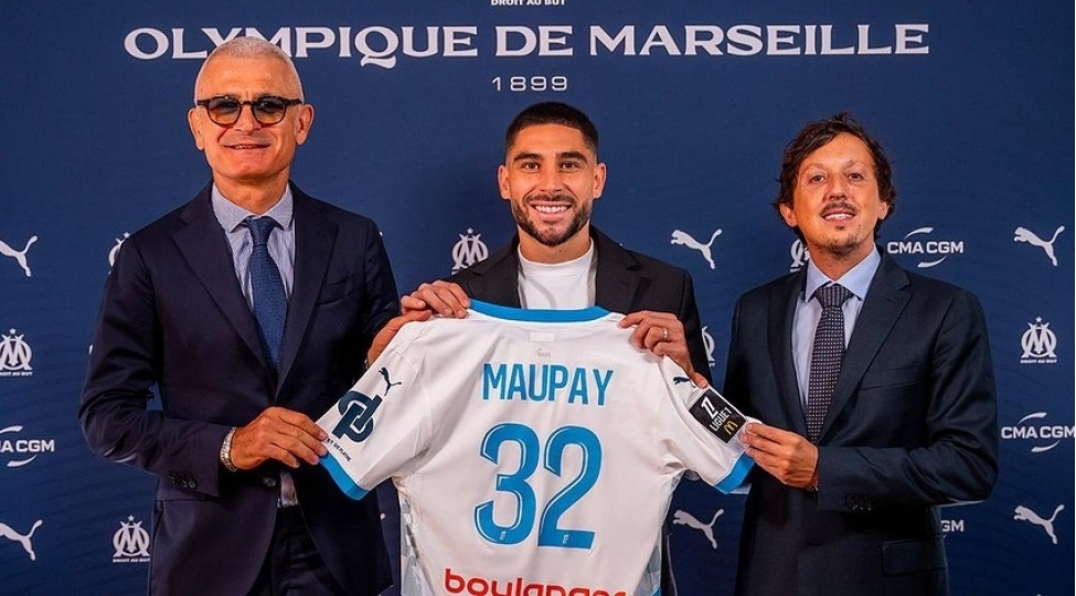 evertonun-futbolchusu-fransa-klubuna-kechib