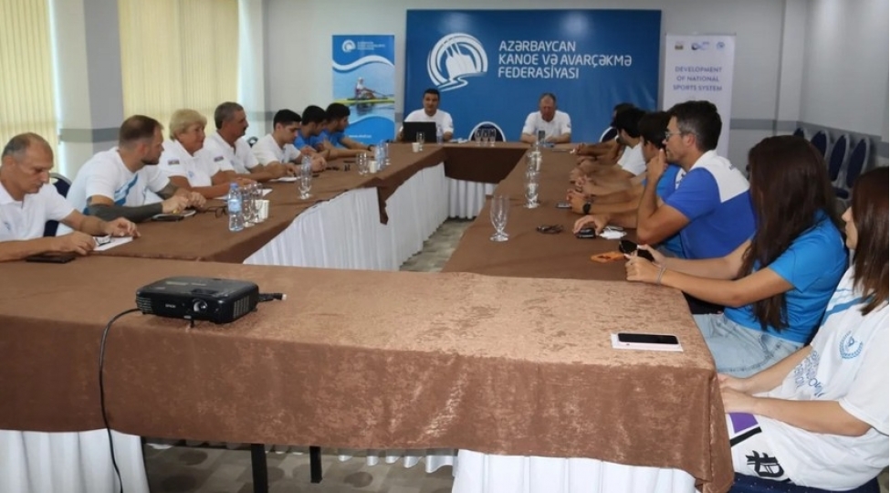 avarchekme-uzre-taninmish-mutexessis-azerbaycana-gelib