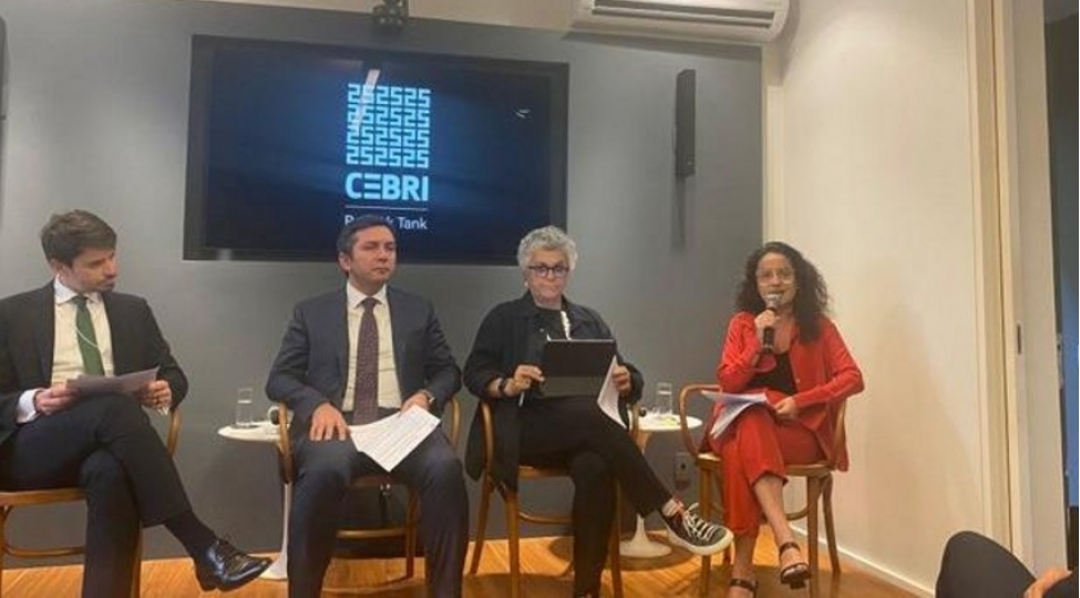 braziliyada-azerbaycanin-cop29-gundeliyi-cherchivesinde-teshebbuslerinden-danishilib