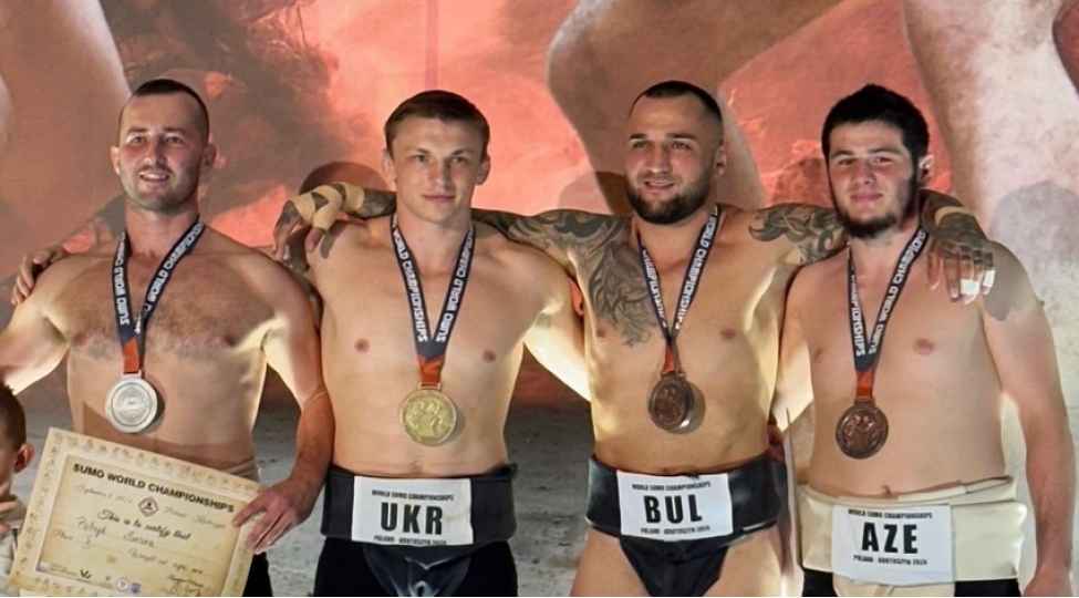 azerbaycanin-sumo-guleshchileri-dunya-chempionatinda-uch-medal-qazaniblar