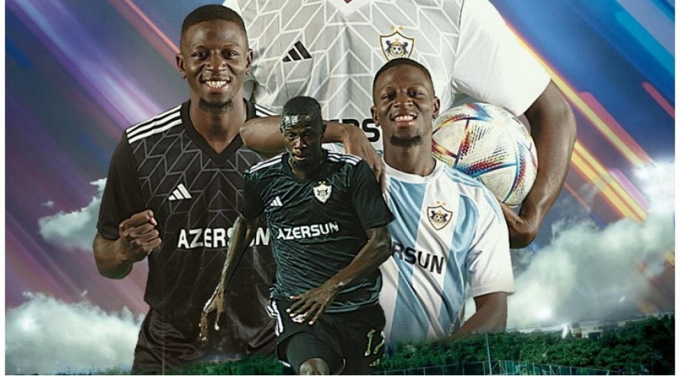 qarabag-hucumchusu-ile-yollarini-ayirib