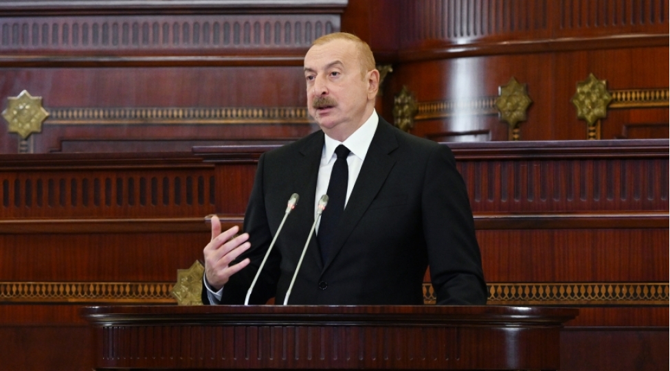 politoloq-prezident-ilham-eliyev-de-parlamentde-chixishinda-beyan-etdi-ki