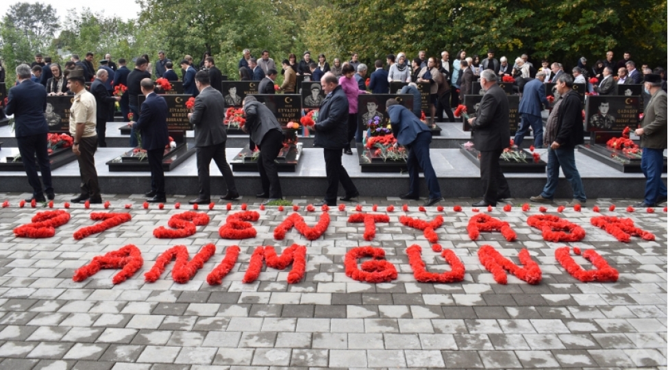 27-sentyabr-qehremanliq-ve-anim-gunu