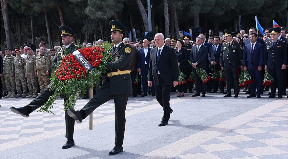 sumqayitda-shehidlerin-xatiresi-anilib-foto