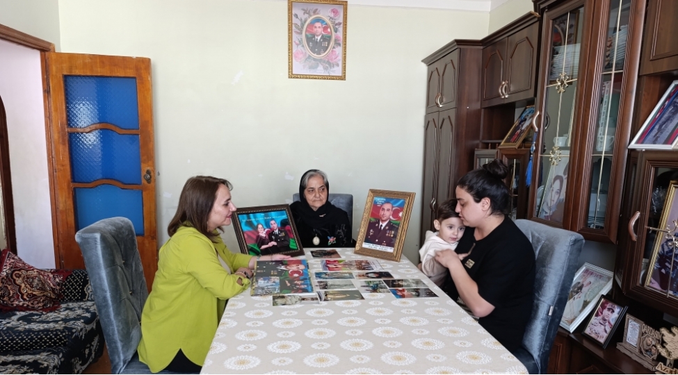 ana-veteni-qorumaga-getmeliyem