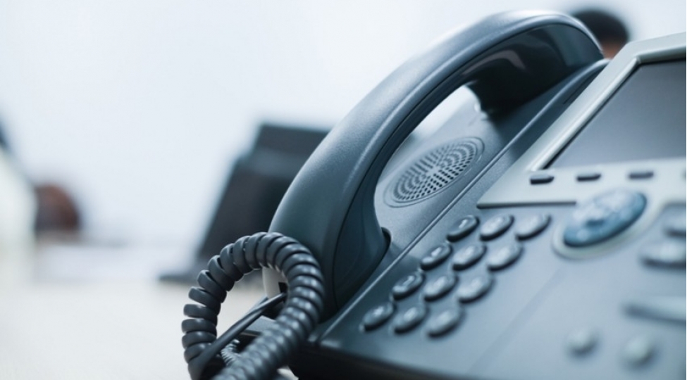 dovlet-qurumlarinin-stasionar-ve-qaynar-xetlerinin-fealiyyeti-qiymetlendirilib