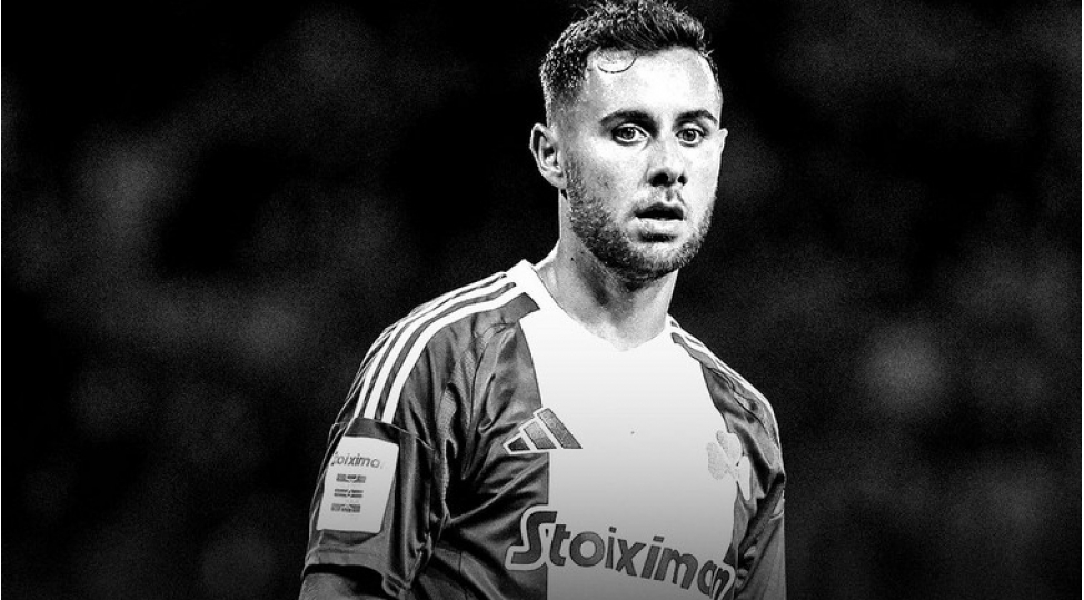 yunanistan-milli-komandasinin-mudafiechisinin-meyiti-evinin-hovuzunda-tapilib