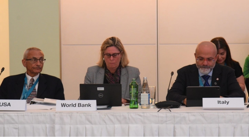 uygunlashma-uchun-ishler-gorulub-ki-olkeler-oz-geleceklerine-sermaye-qoya-bilsinler-absh-prezidentinin-mushaviri