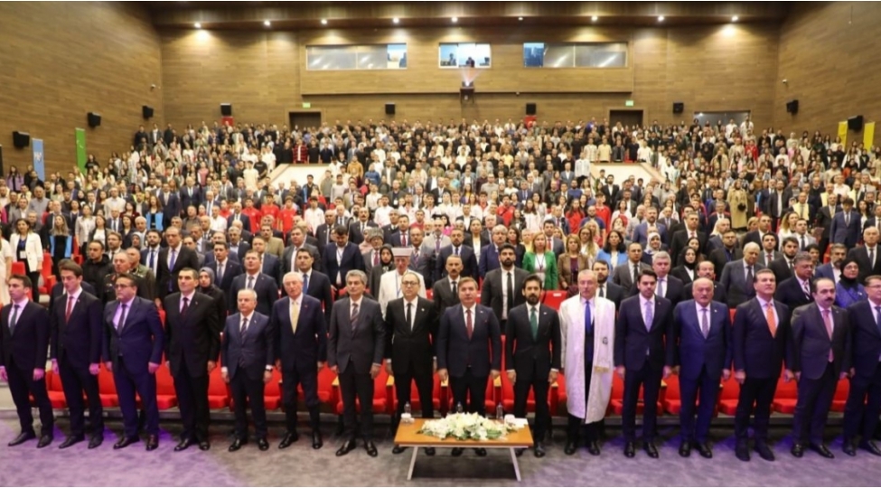 turkiye-yuzilliyinde-i-beynelxalq-turk-diasporu-simpoziumu-ishe-bashlayib