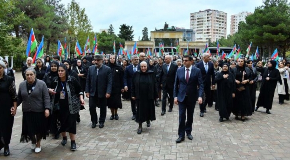 shehid-aileleri-sumqayit-dovlet-universitetinde-olublar