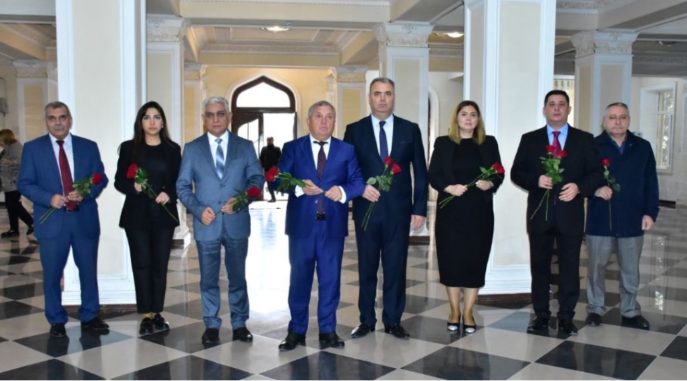 qaradag-rayonunda-musteqilliyin-berpasi-gunu-ile-elaqedar-tedbir-kechirilib