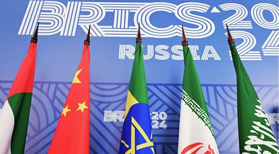 13-olkeye-brics-in-terefdashi-statusu-verilib