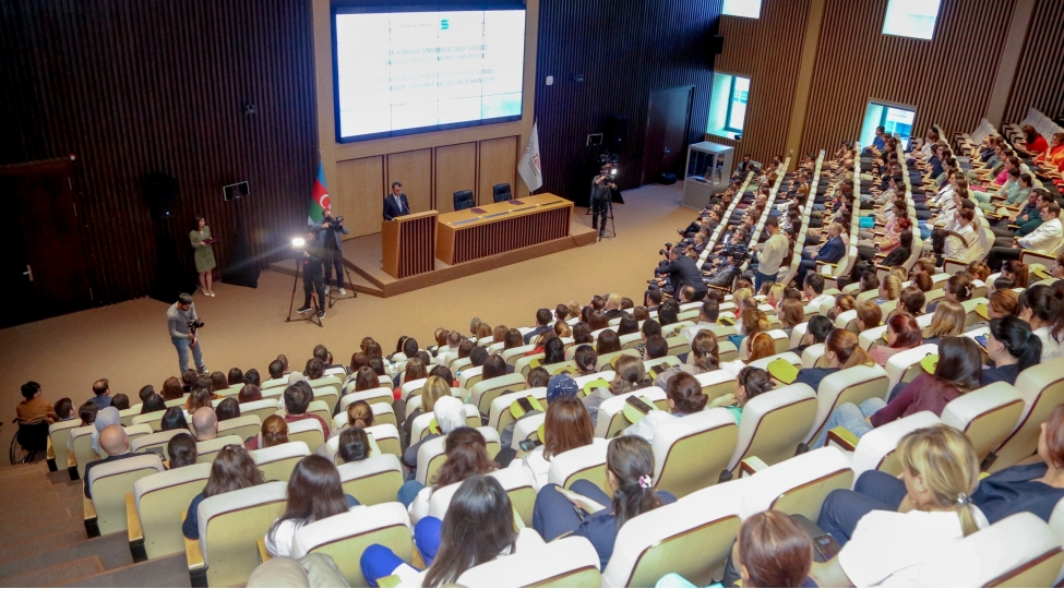 yeni-klinika-avropa-brendine-chevrilir-foto