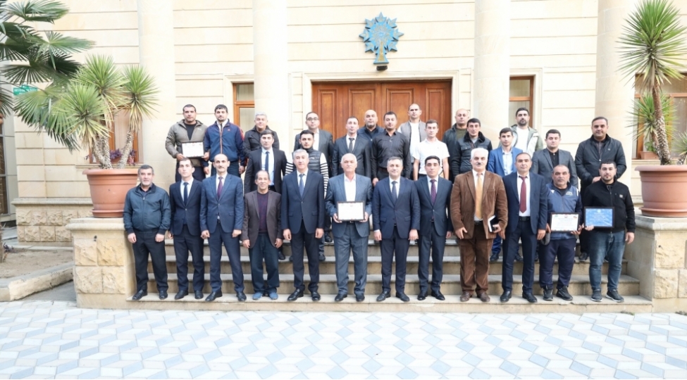 yevlaxda-heyder-eliyev-duhasi-genclerin-inkishaf-yoluna-daim-ishiq-sachir-movzusunda-tedbir-kechirilib