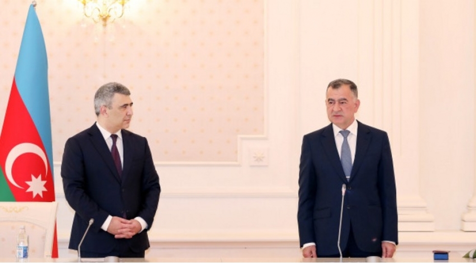 ali-mehkemenin-hakimi-teqaude-gonderilib-foto