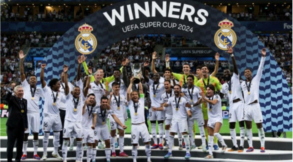 manchester-yunayted-realin-iki-futbolchusu-ile-maraqlanir