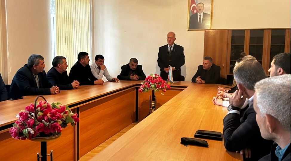 vaqif-kuchesi-70-erazi-partiya-teshkilatinin-hesabat-sechki-yigincagi-kechirilib