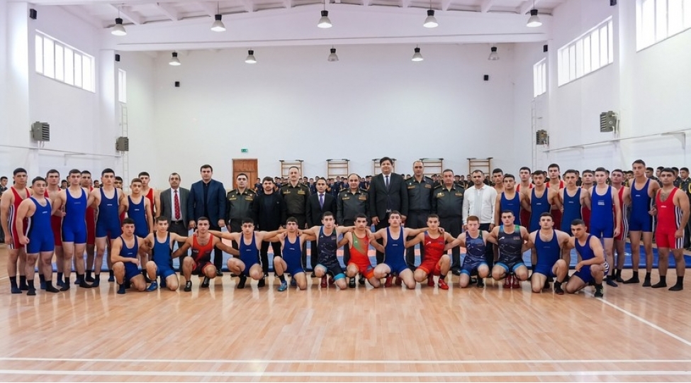 agf-heyder-eliyev-adina-herbi-institutun-gulesh-zalini-inventarla-temin-edib