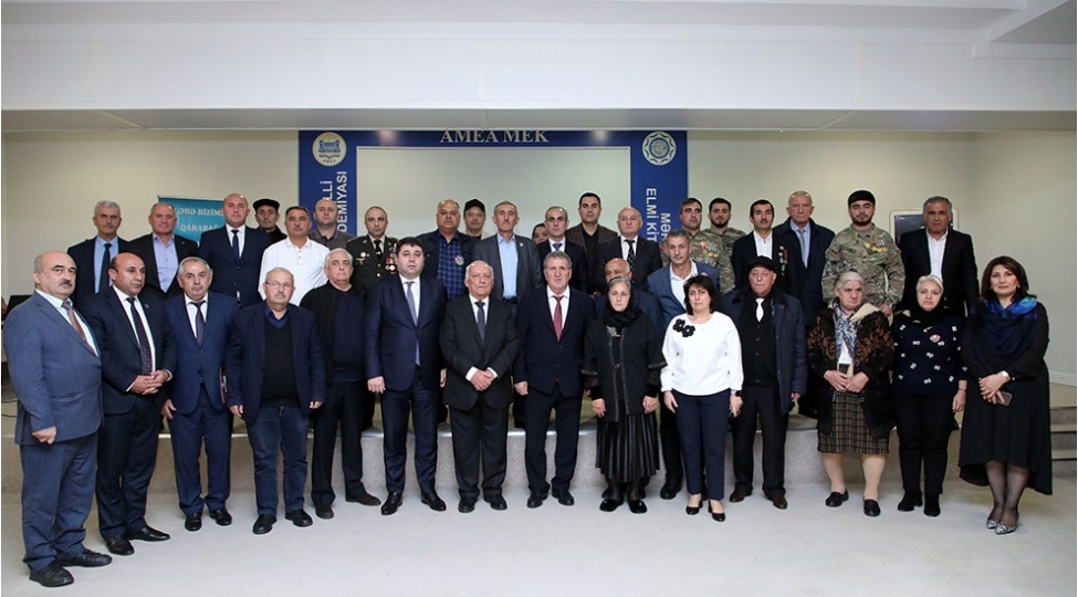 amea-da-veten-sevgisinden-zefer-marshina-adli-tedbir-kechirilib-foto