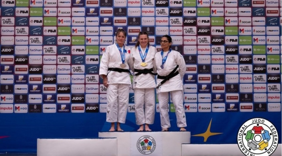 veteran-cudochularimizdunya-chempionatinda-4-medalqazanib