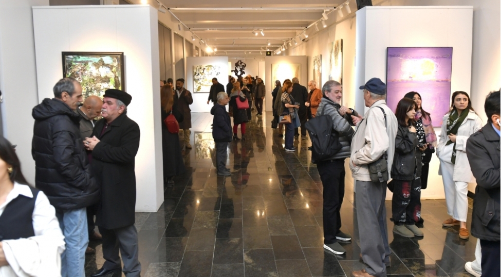 cop29-a-hesr-edilen-ruhun-ve-tebietin-ekologiyasi-ferqli-baxish-sergisi-achilib