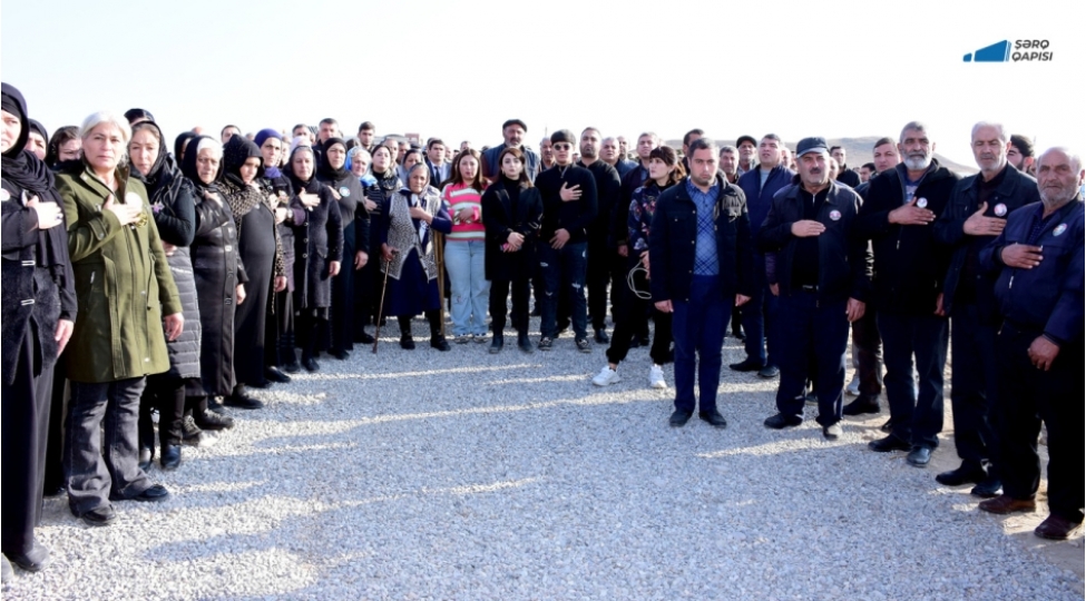 naxchivanda-shehidler-bagi-salinib