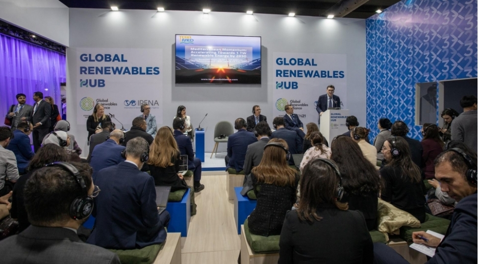 nazir-muavini-azerbaycanin-yashil-teshebbusleri-olkede-enerji-kechidine-yonelib