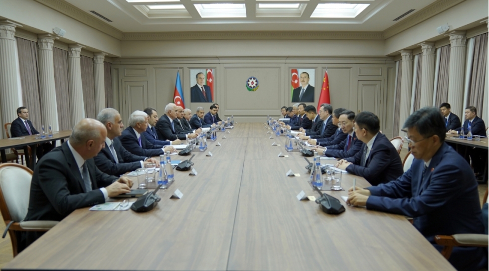 shahin-mustafayev-chin-xalq-respublikasi-dovlet-shurasinin-bash-nazirinin-muavini-din-suesyan-ile-gorushub