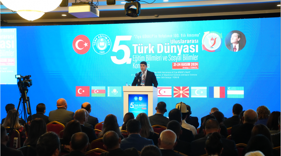 atiahi-numayende-heyeti-turkiyede-v-beynelxalq-turk-dunyasi-tehsil-ve-sosial-elmler-konfransinda-ishtirak-edib-foto