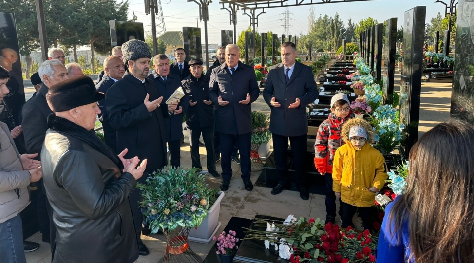 millet-vekili-vuqar-rehimzade-veten-muharibesi-shehidinin-anim-merasiminde-ishtirak-edib-foto