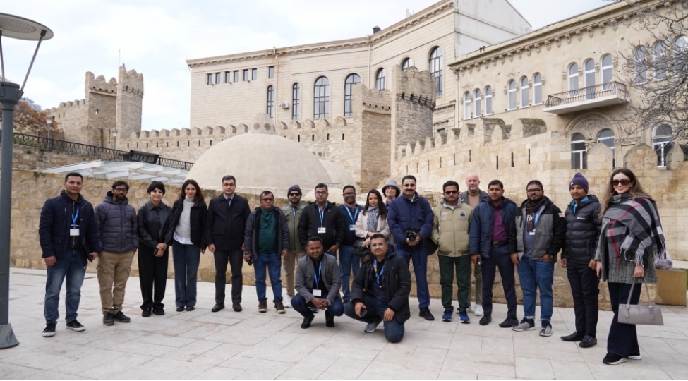 cop29-cherchivesinde-xarici-media-numayendeleri-icherisheheri-ziyaret-edibler