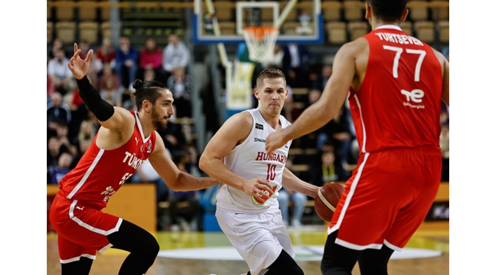 basketbol-uzre-turkiye-millisi-26-ci-defe-avropa-chempionatina-vesiqe-qazanib