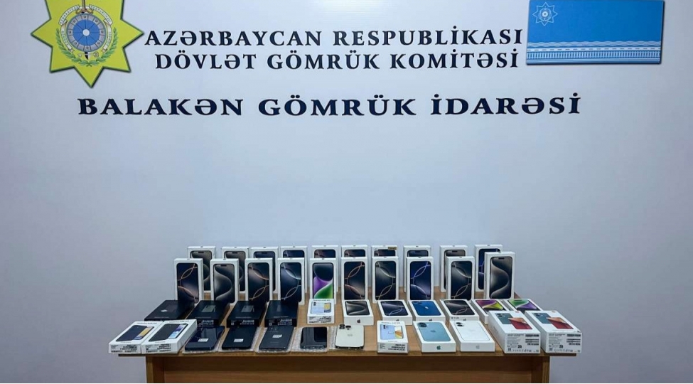 olkeye-qanunsuz-mobil-telefon-ve-aksesuarlarin-getirilmesinin-qarshisi-alinib