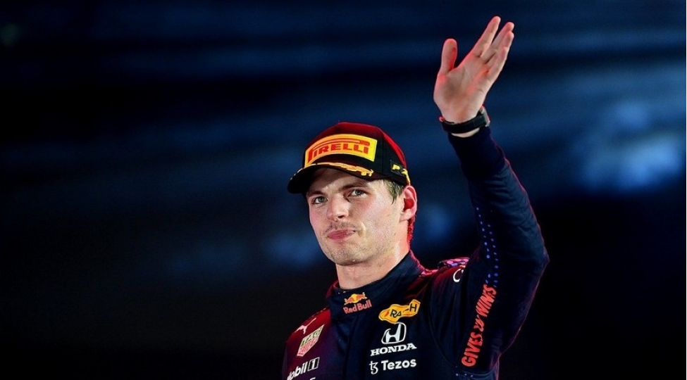 ferstappen-formula-1-qeter-qran-prisinin-siralama-turunda-qalib-gelib