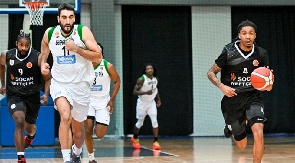 abl-neftchi-serhedchi-ile-uz-uze-gelib
