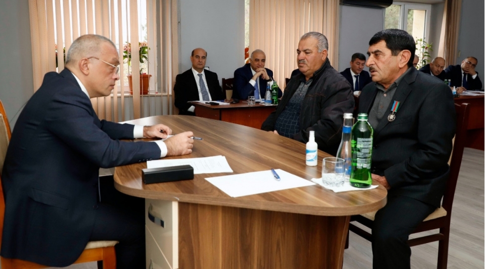 zaur-mikayilov-celilabadda-vetendashlari-qebul-edib-foto