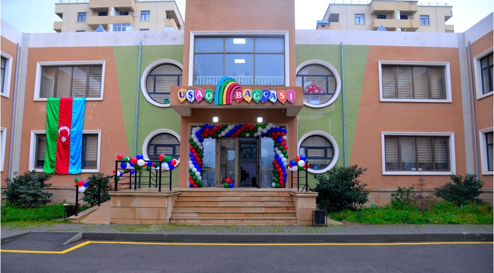 paytaxtda-yeni-ushaq-bagchasi-istifadeye-verilib-foto