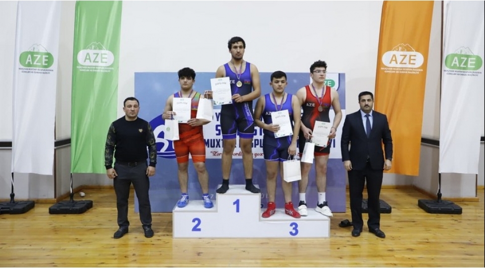 serbest-gulesh-uzre-muxtar-respublika-birinciliyi-kechirilib