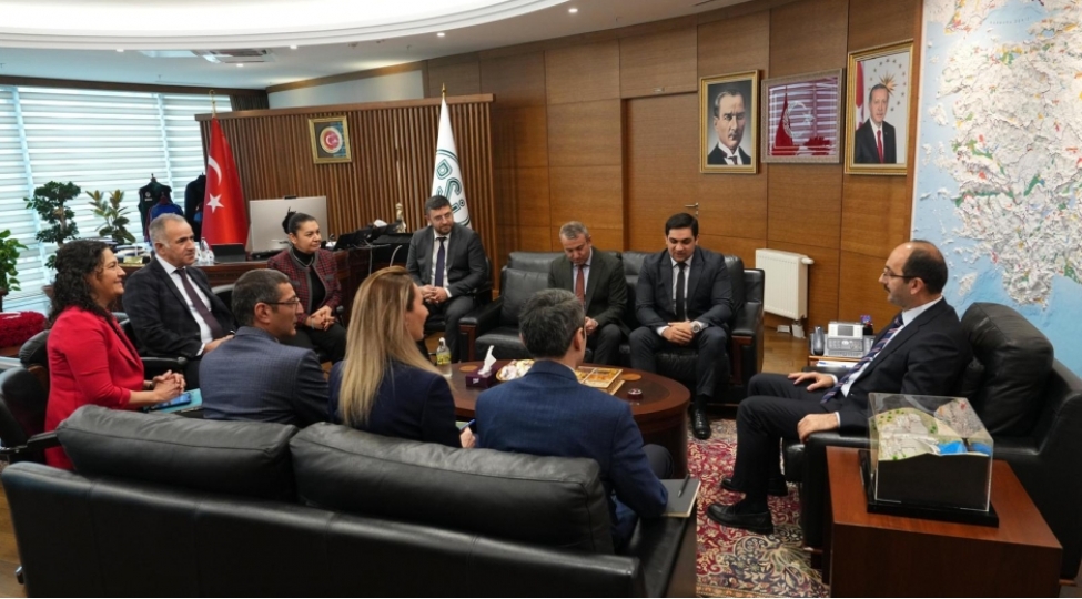 dovlet-su-ehtiyatlari-agentliyinin-emekdashlari-turkiyeye-ishguzar-sefer-edibler-foto