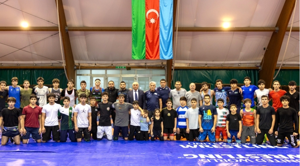 gulesh-meshqchilerinin-umumrespublika-seminari-basha-chatib